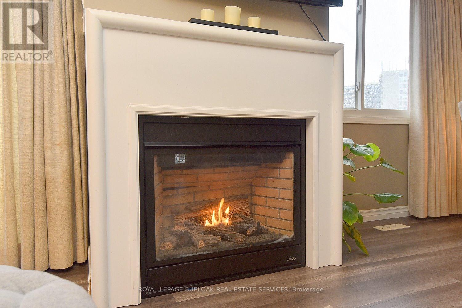 42 - 2065 Amherst Heights Court, Burlington, Ontario  L7P 4S1 - Photo 5 - W12883774