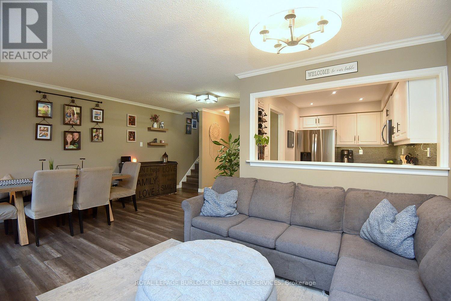 42 - 2065 Amherst Heights Court, Burlington, Ontario  L7P 4S1 - Photo 7 - W12883774