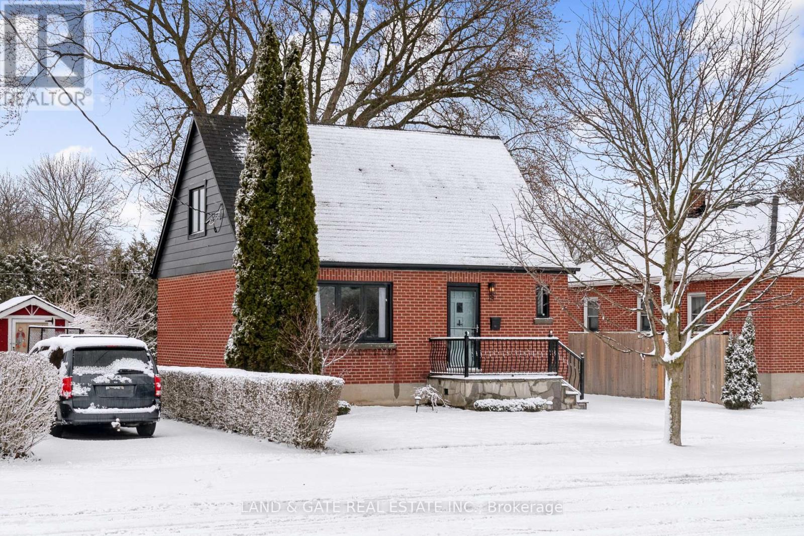 19 Southway Drive, Clarington, Ontario  L1C 1C4 - Photo 3 - E12881030