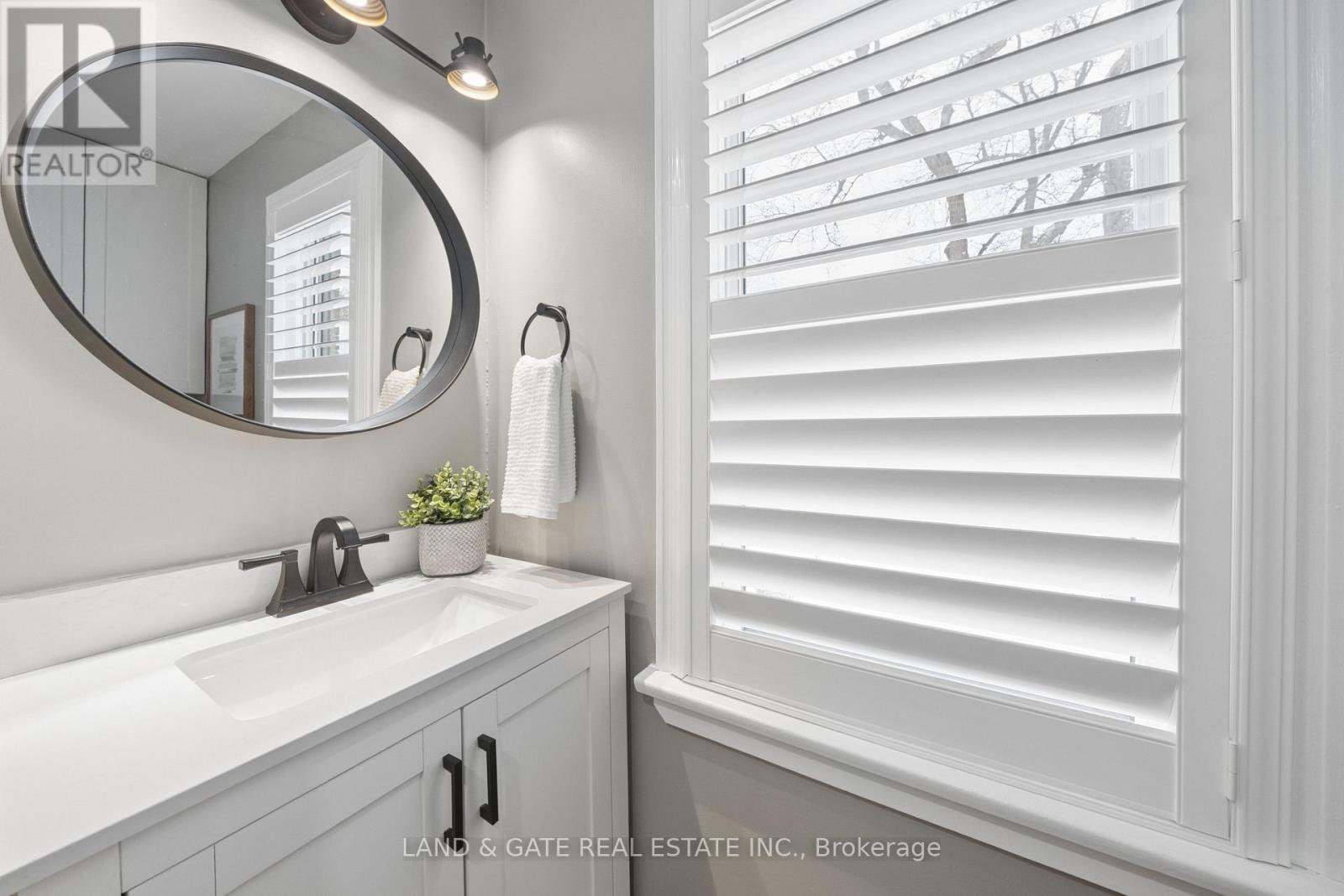 19 Southway Drive, Clarington, Ontario  L1C 1C4 - Photo 18 - E12881030