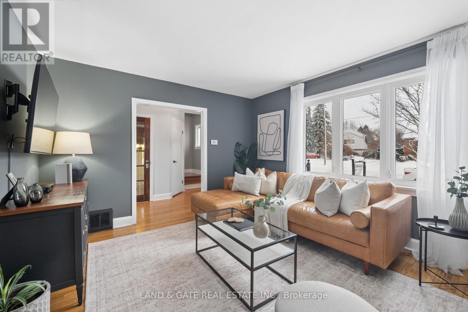 19 Southway Drive, Clarington, Ontario  L1C 1C4 - Photo 7 - E12881030