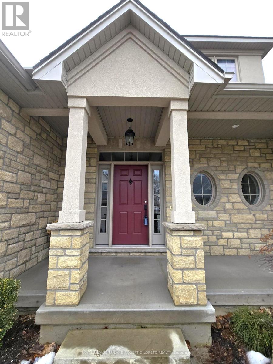 302 - 5 Wood Haven Drive, Tillsonburg, Ontario  N4G 0A8 - Photo 3 - X12633616