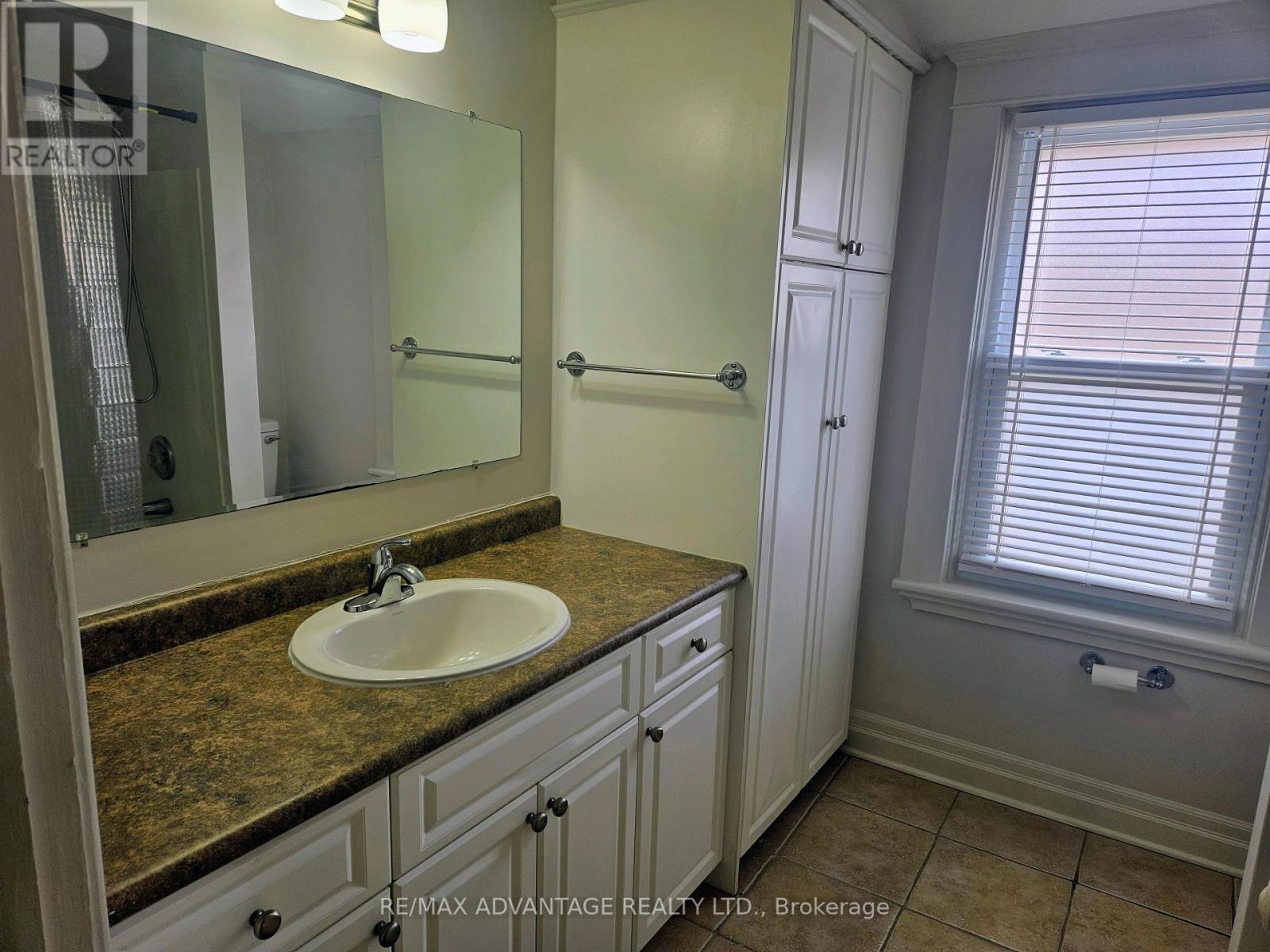 2353 Main Street, London South, Ontario  N6P 1A7 - Photo 15 - X12883756