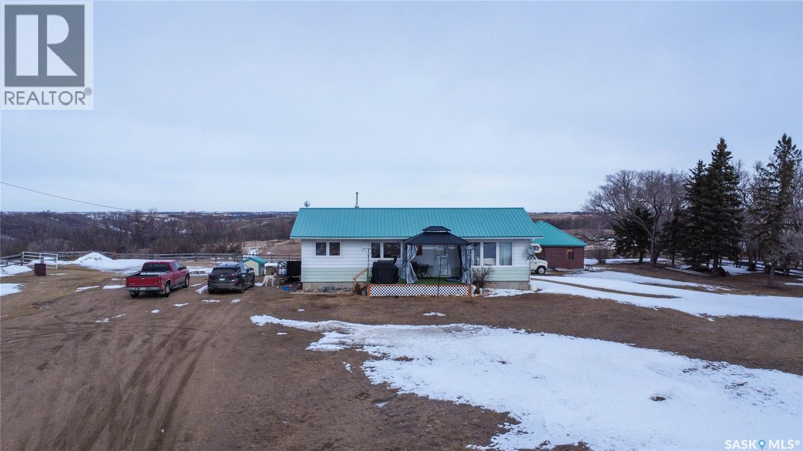 Howell Acreage, Lumsden Rm No. 189, Saskatchewan  S0G 3C0 - Photo 2 - SK030440