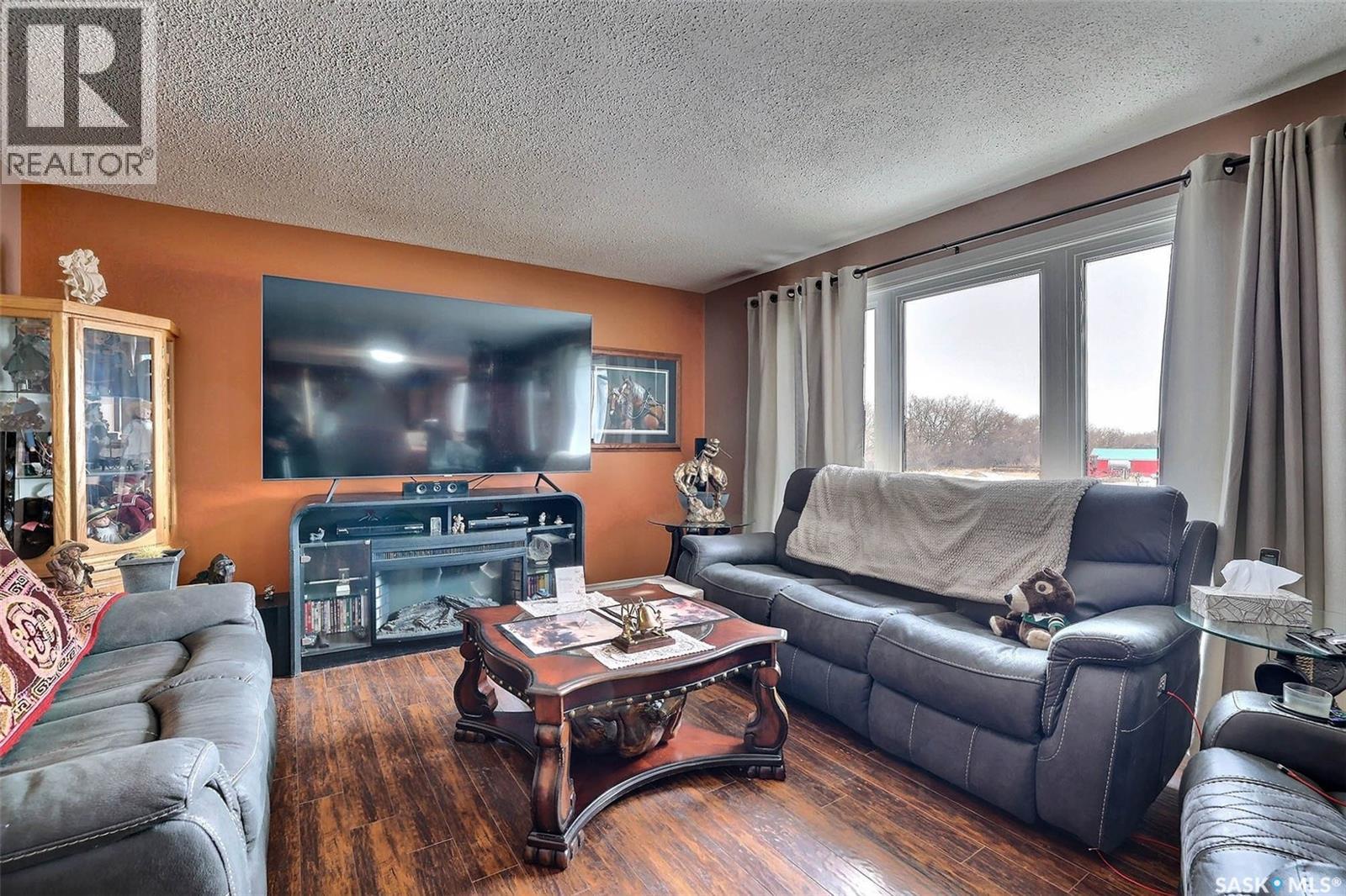 Howell Acreage, Lumsden Rm No. 189, Saskatchewan  S0G 3C0 - Photo 4 - SK030440