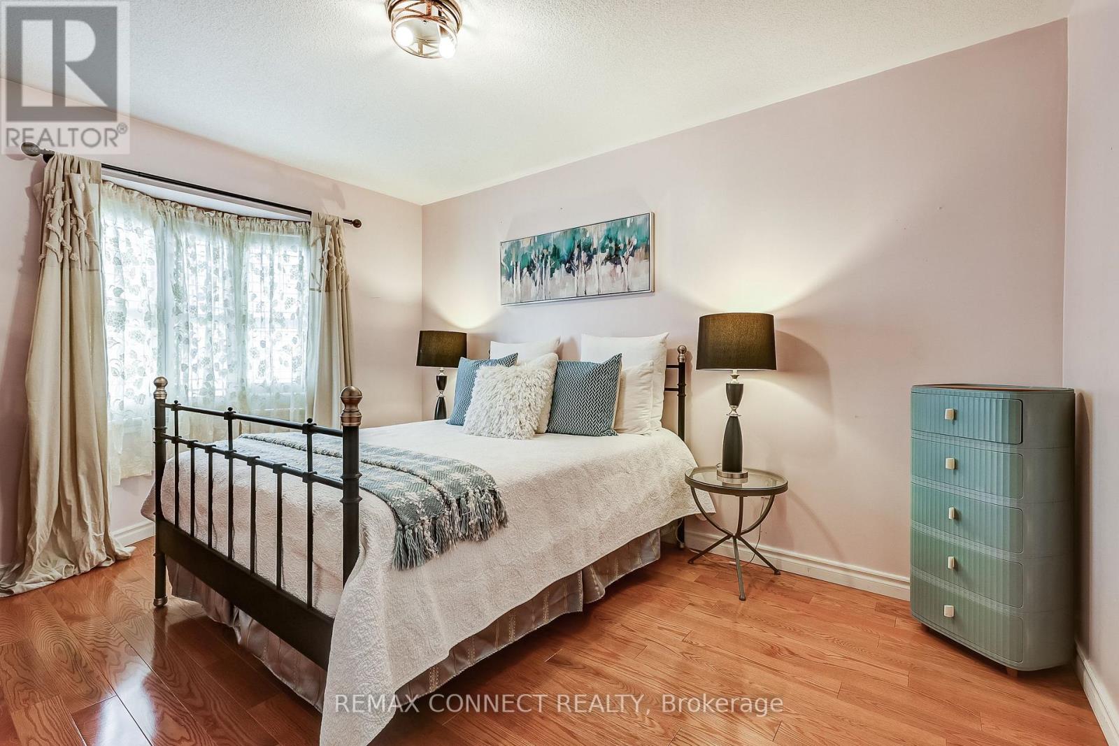 15 Brownridge Place, Whitby, Ontario  L1P 1W3 - Photo 37 - E12878842