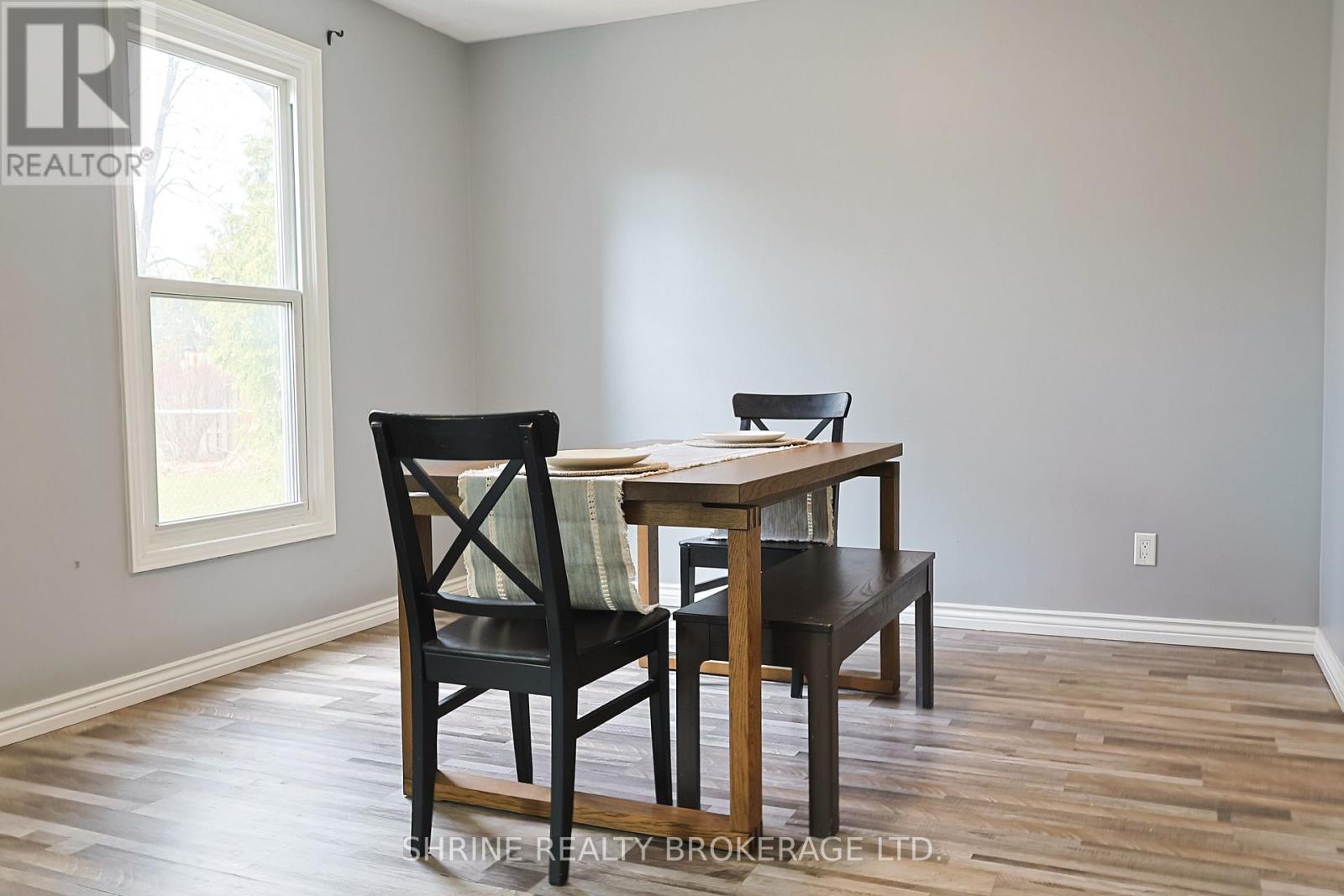 122 Andover Drive, London South, Ontario  N6J 4C3 - Photo 12 - X12883806