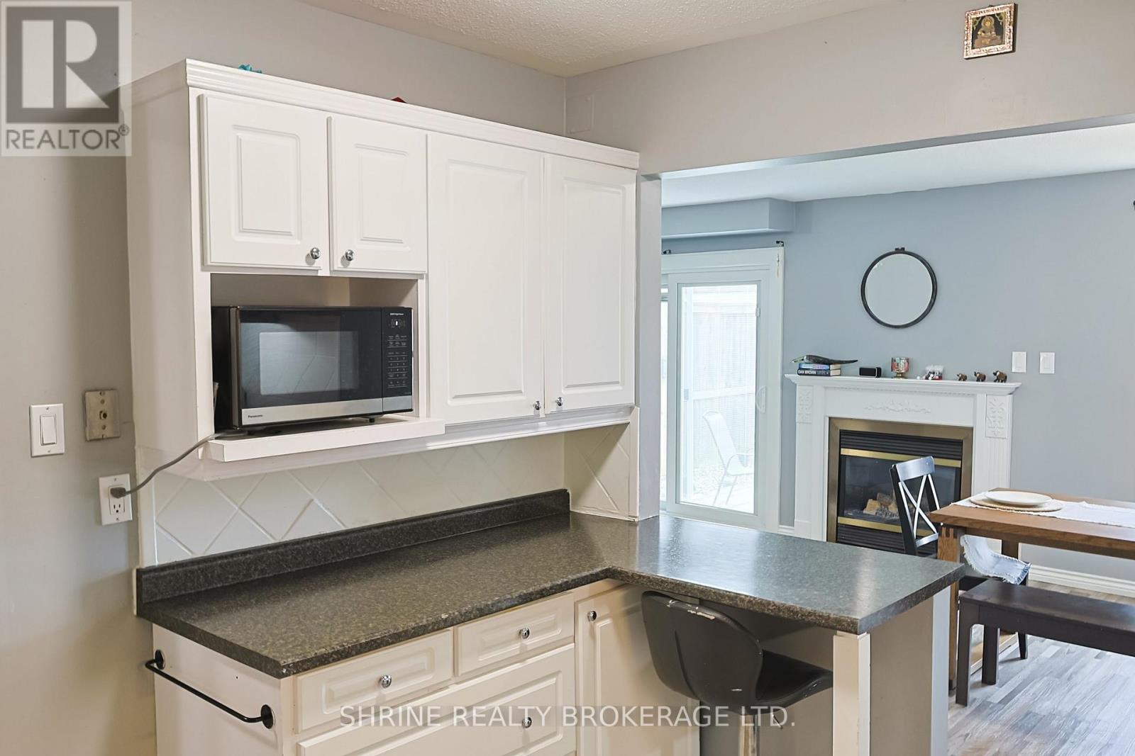 122 Andover Drive, London South, Ontario  N6J 4C3 - Photo 9 - X12883806