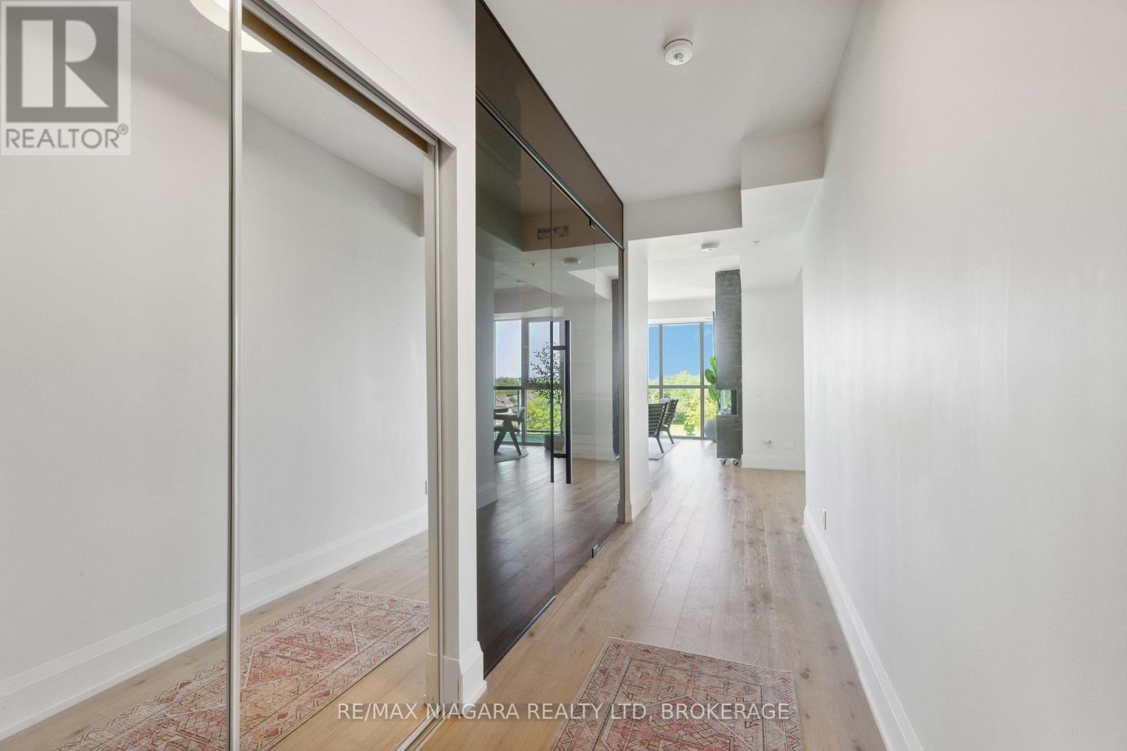 601 - 7711 Green Vista Gate, Niagara Falls, Ontario  L2H 1R1 - Photo 2 - X12883812