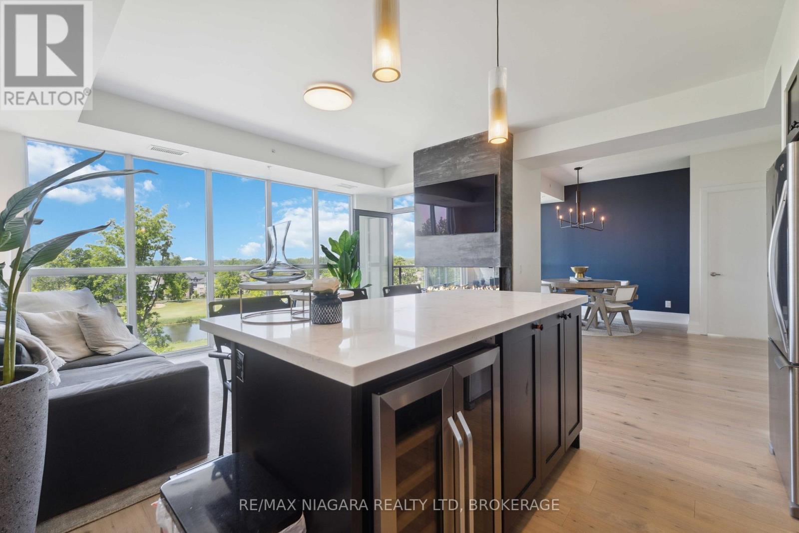 601 - 7711 Green Vista Gate, Niagara Falls, Ontario  L2H 1R1 - Photo 3 - X12883812