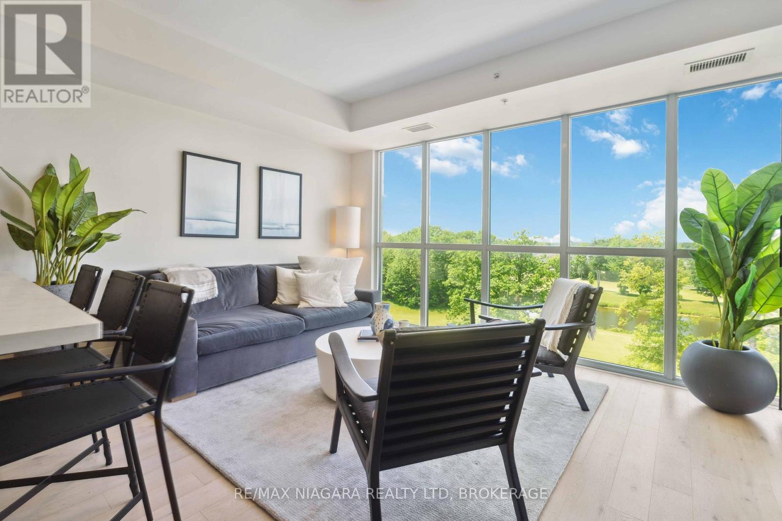 601 - 7711 Green Vista Gate, Niagara Falls, Ontario  L2H 1R1 - Photo 4 - X12883812