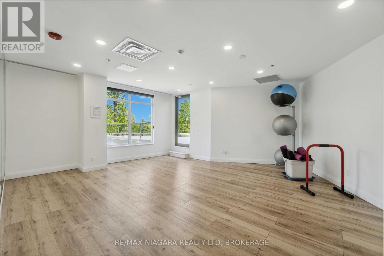 705 - 7711 Green Vista Gate, Niagara Falls, Ontario  L2H 1R1 - Photo 10 - X12883830