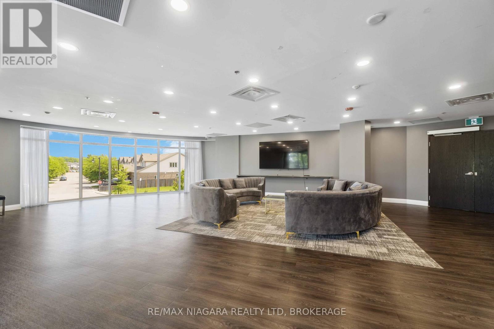 705 - 7711 Green Vista Gate, Niagara Falls, Ontario  L2H 1R1 - Photo 12 - X12883830