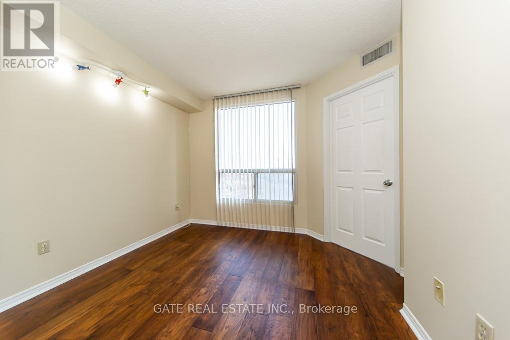 1602 - 7 Concorde Place, Toronto, Ontario  M3C 3N4 - Photo 28 - C12883828
