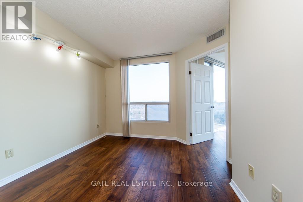 1602 - 7 Concorde Place, Toronto, Ontario  M3C 3N4 - Photo 29 - C12883828