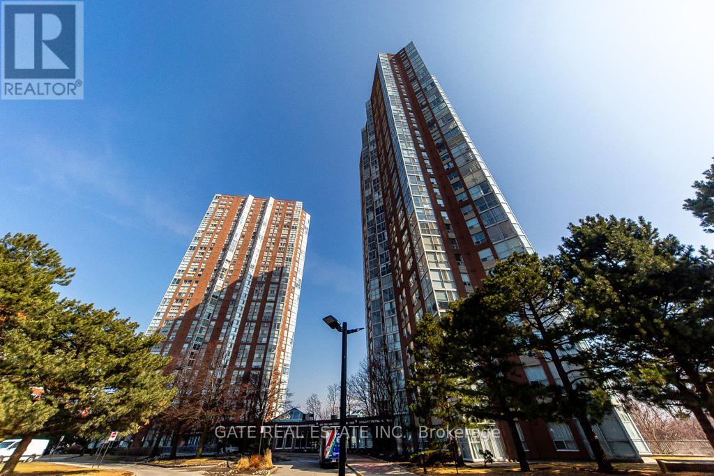 1602 - 7 Concorde Place, Toronto, Ontario  M3C 3N4 - Photo 4 - C12883828