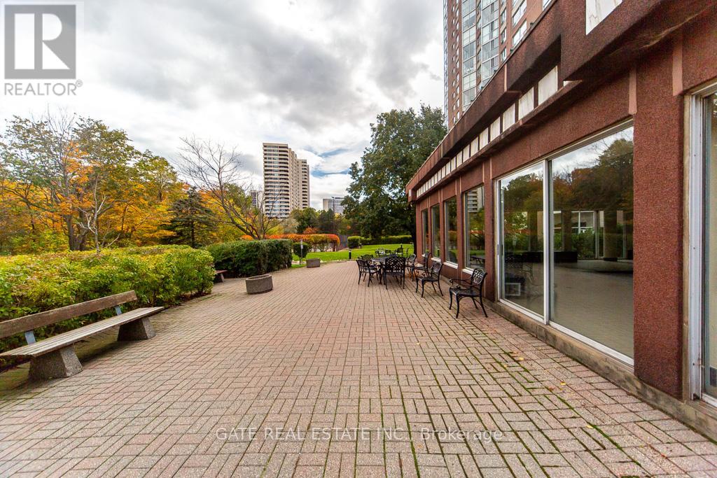 1602 - 7 Concorde Place, Toronto, Ontario  M3C 3N4 - Photo 46 - C12883828