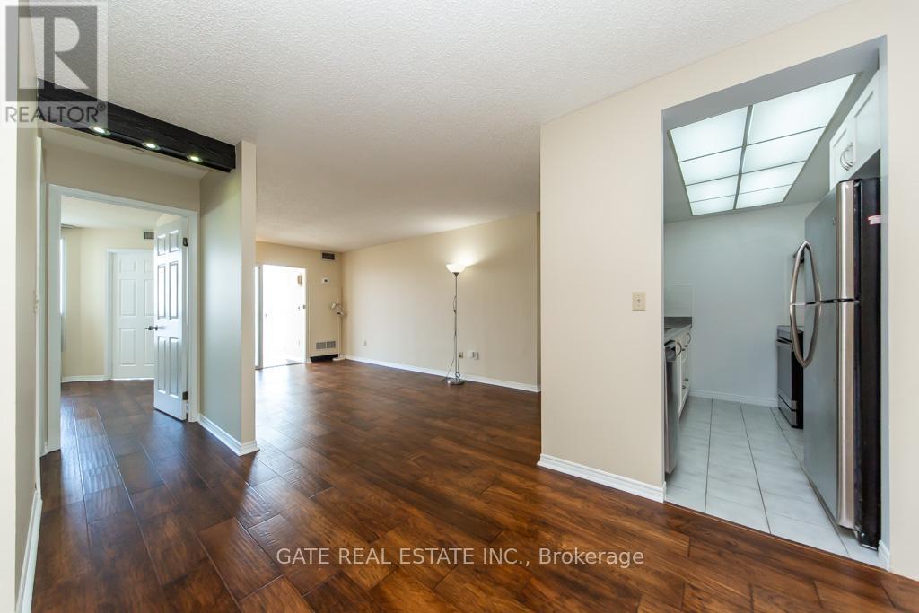 1602 - 7 Concorde Place, Toronto, Ontario  M3C 3N4 - Photo 7 - C12883828