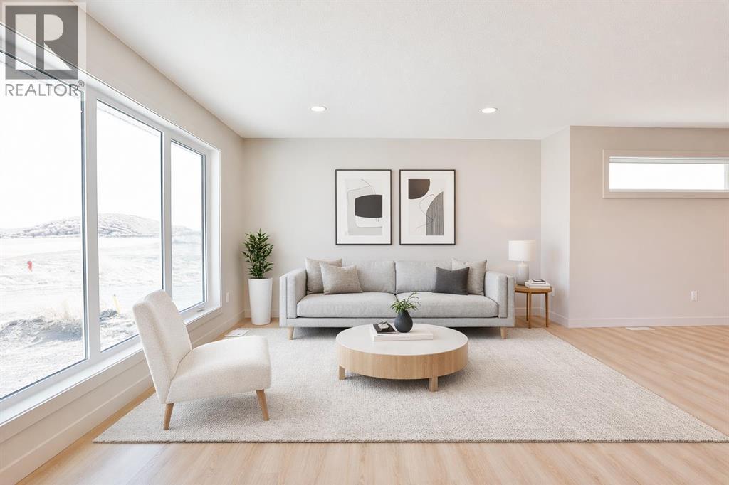 320 Aquitania Boulevard W, Lethbridge, Alberta  T1J 5T4 - Photo 4 - A2291984