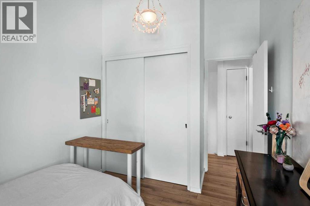 118 Brae Glen Lane Sw, Calgary, Alberta  T2W 1B6 - Photo 21 - A2290345