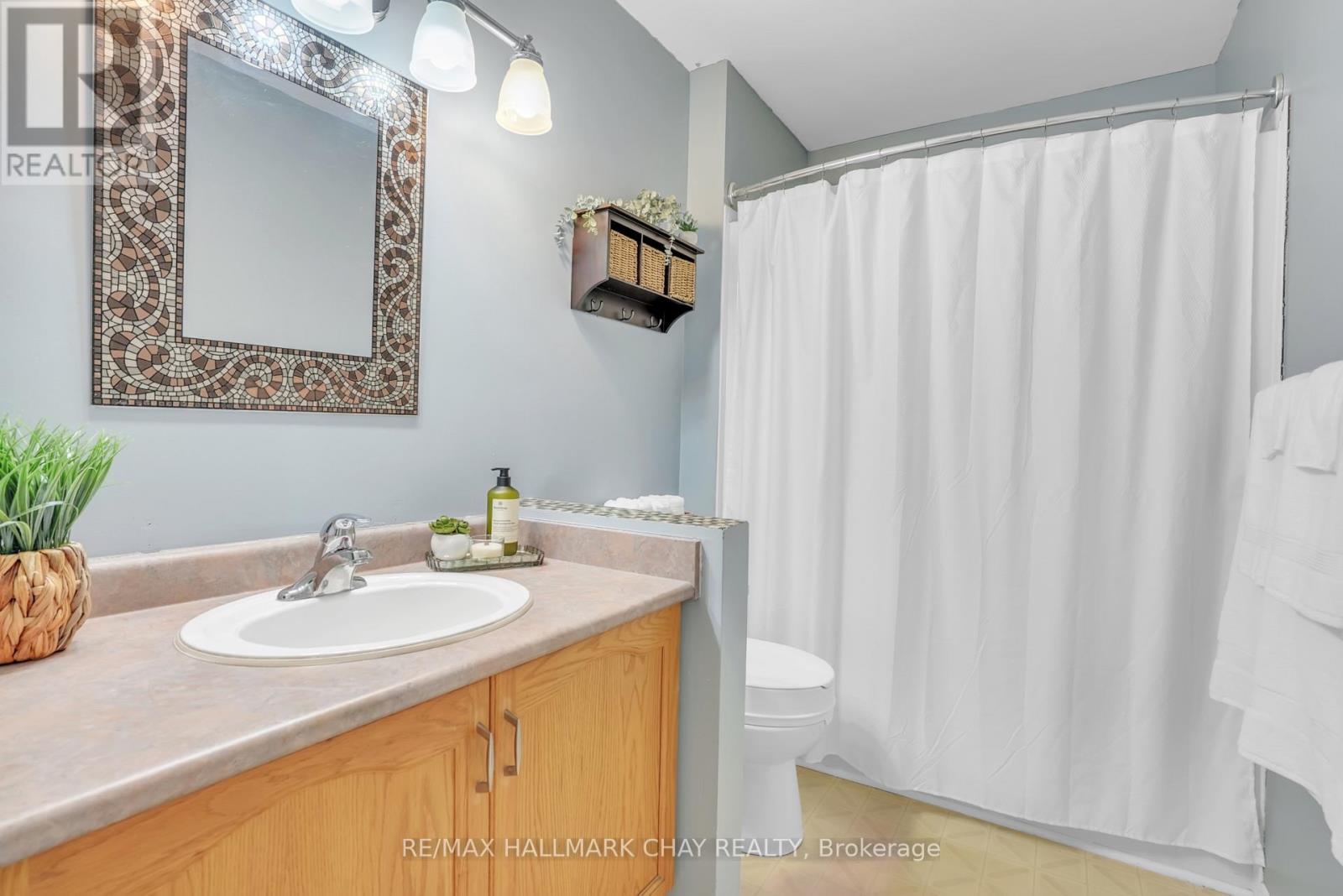 149 Osborne Street, Tay, Ontario  L0K 2A0 - Photo 10 - S12659940