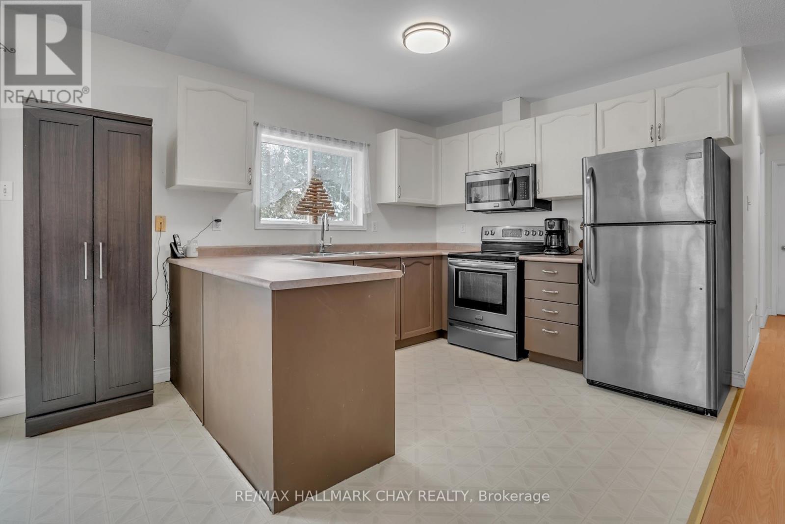 149 Osborne Street, Tay, Ontario  L0K 2A0 - Photo 6 - S12659940