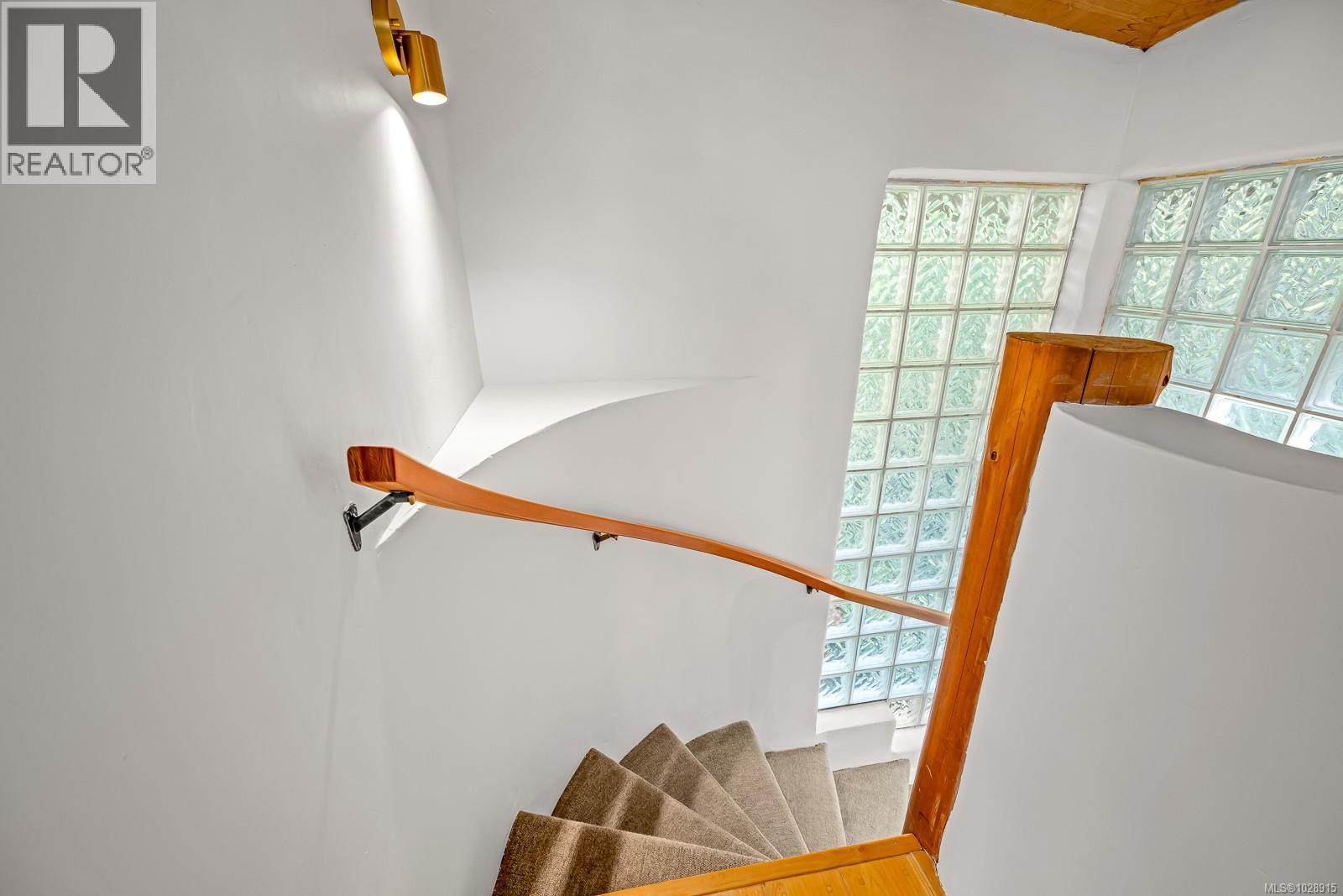 6161 Lacon Rd, Denman Island, British Columbia V0R 1T0 - Photo 23 - 1028915