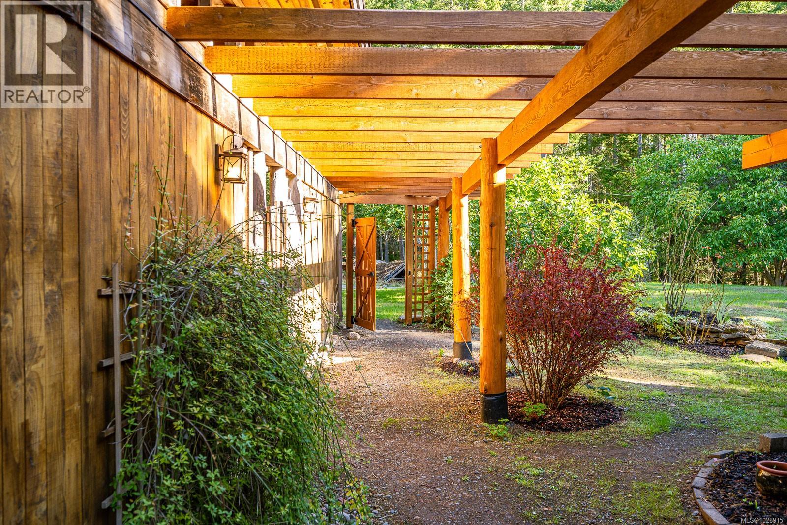 6161 Lacon Rd, Denman Island, British Columbia V0R 1T0 - Photo 48 - 1028915