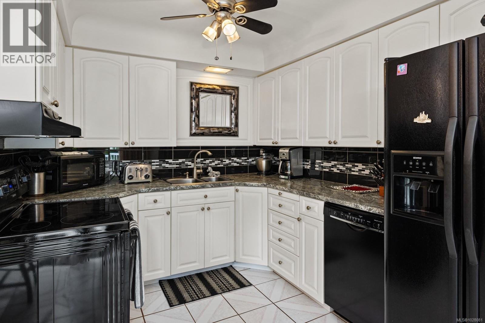 3367 Trans Canada Hwy, Cobble Hill, British Columbia  V0R 1L7 - Photo 10 - 1028081