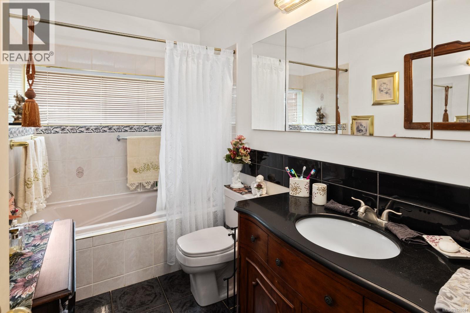 3367 Trans Canada Hwy, Cobble Hill, British Columbia  V0R 1L7 - Photo 31 - 1028081