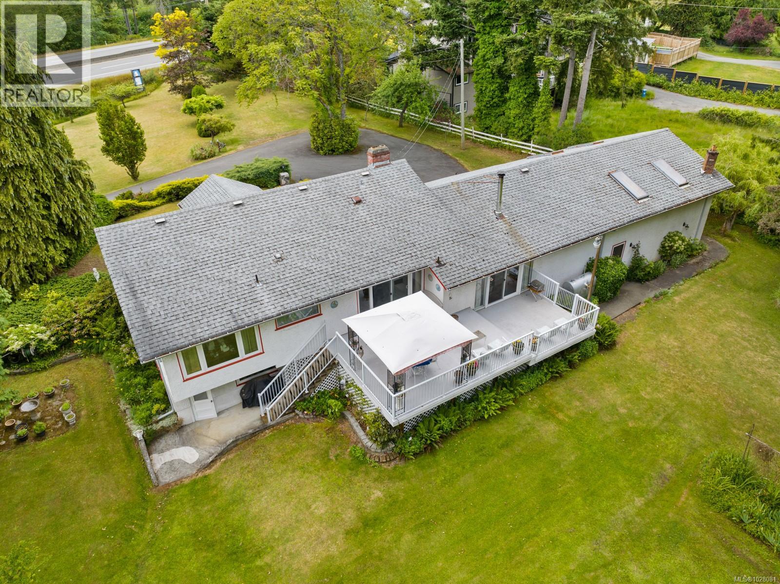 3367 Trans Canada Hwy, Cobble Hill, British Columbia  V0R 1L7 - Photo 46 - 1028081
