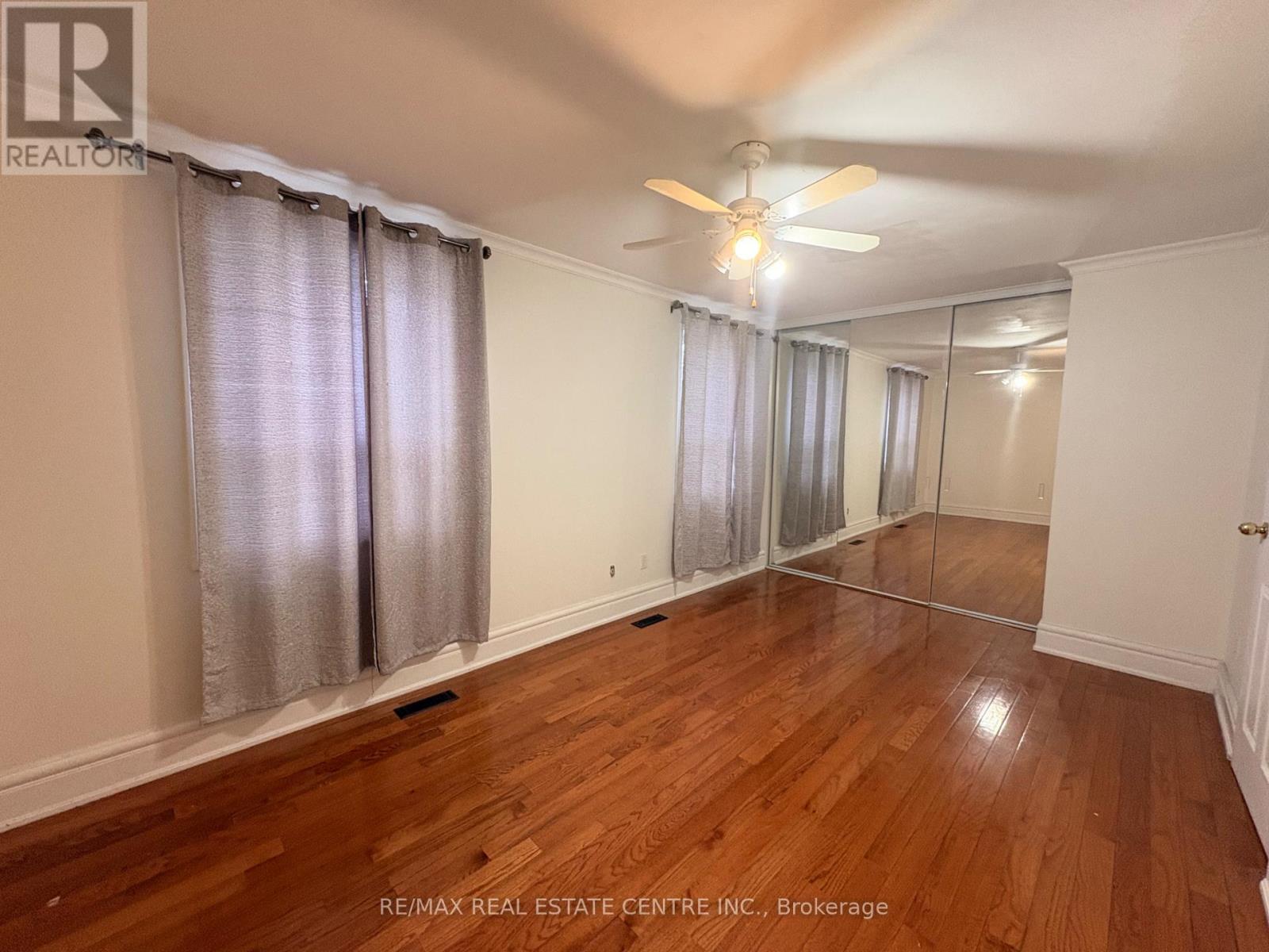 27 - 1055 Shawnmarr Road, Mississauga, Ontario L5H 3V2 - Photo 17 - W12883810