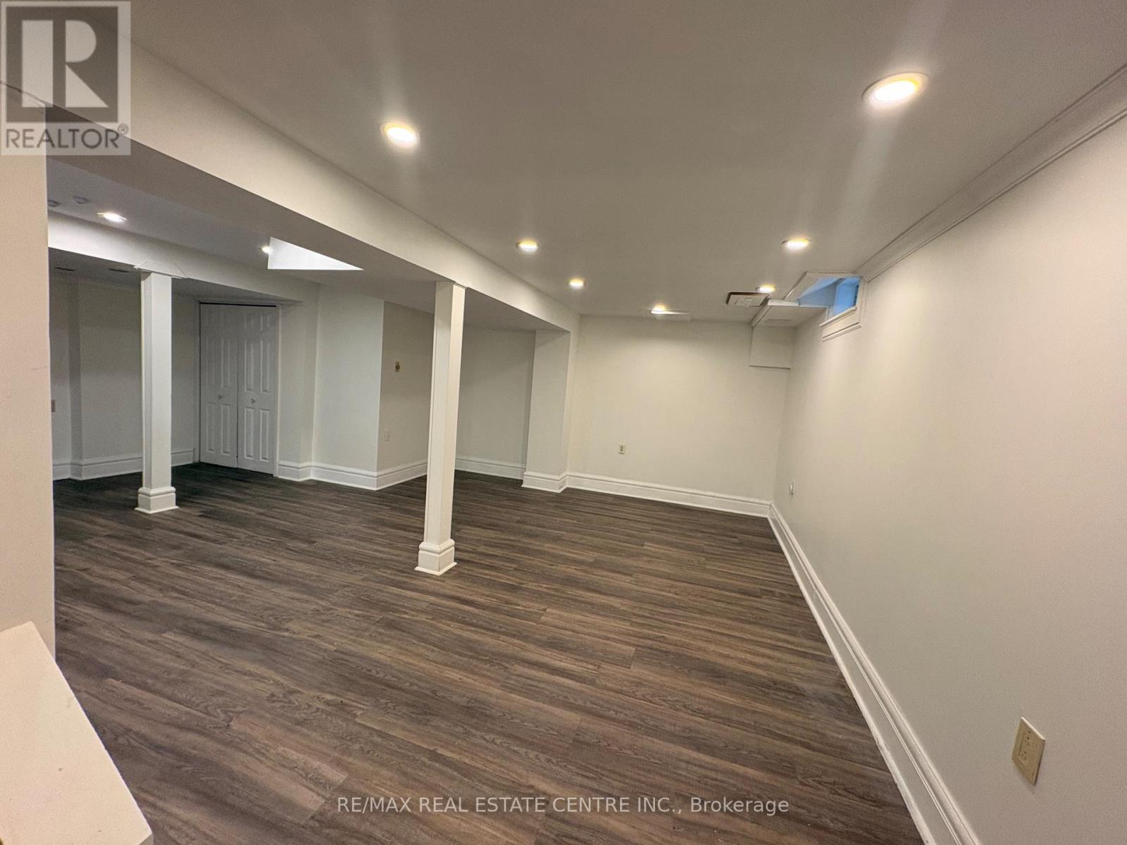 27 - 1055 Shawnmarr Road, Mississauga, Ontario L5H 3V2 - Photo 22 - W12883810