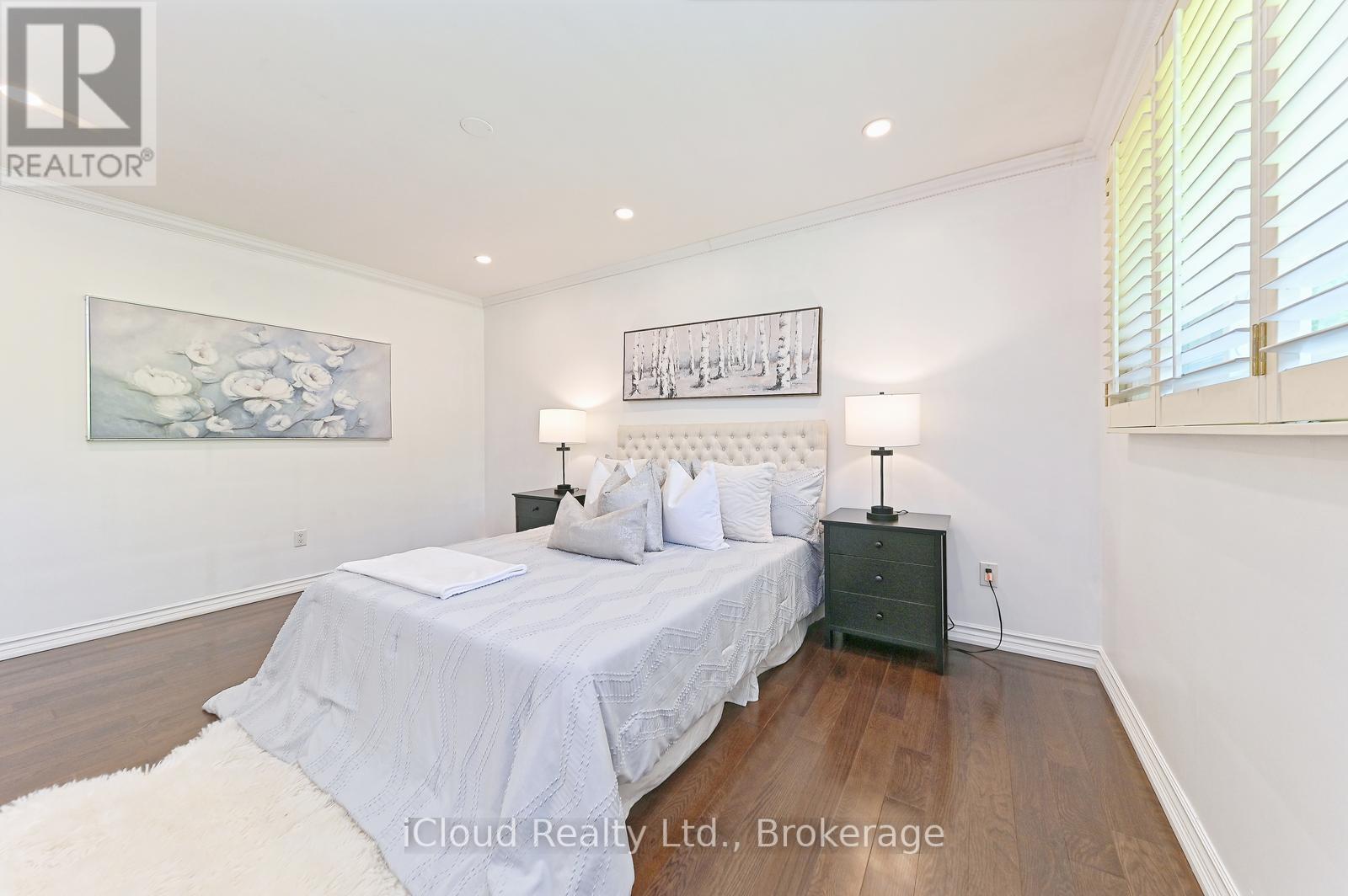 2101 Parkway Drive, Burlington, Ontario  L7P 1S5 - Photo 13 - W12883826