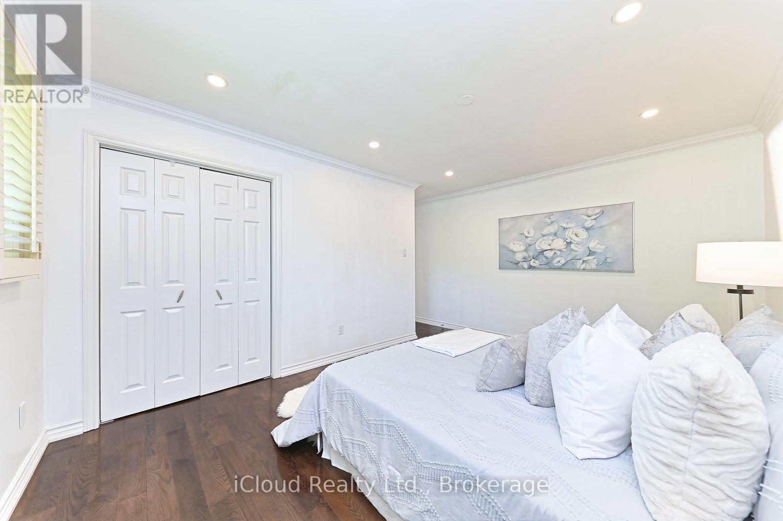 2101 Parkway Drive, Burlington, Ontario  L7P 1S5 - Photo 14 - W12883826