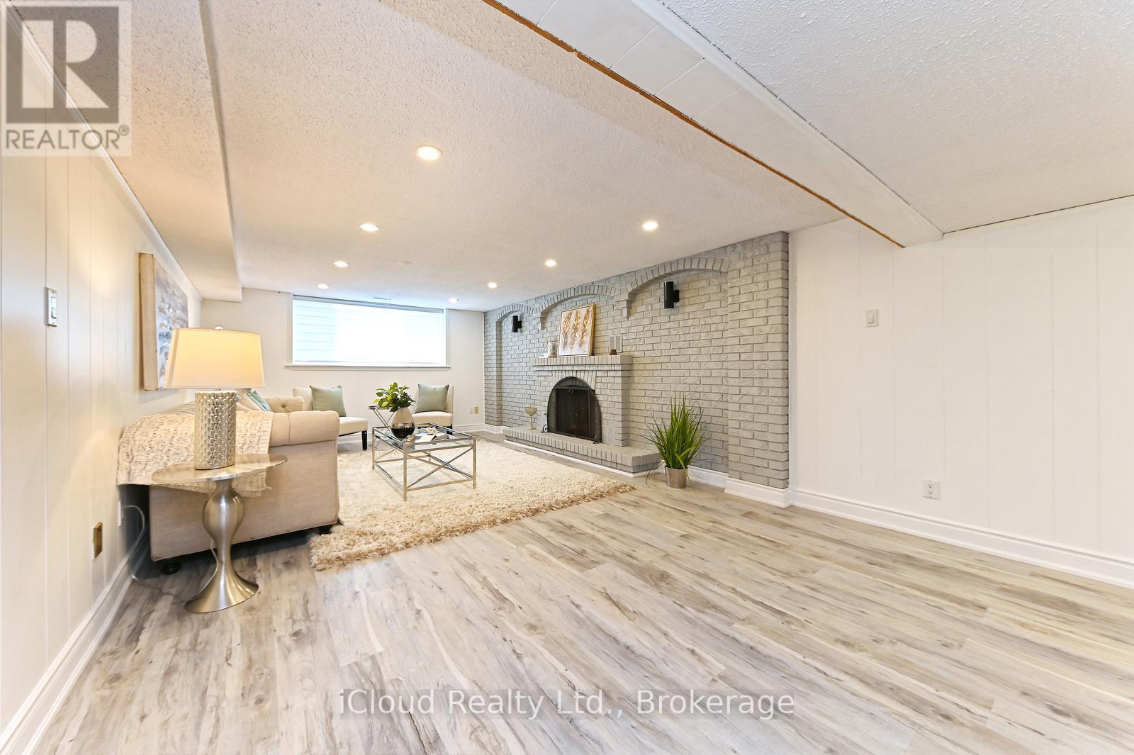 2101 Parkway Drive, Burlington, Ontario  L7P 1S5 - Photo 28 - W12883826