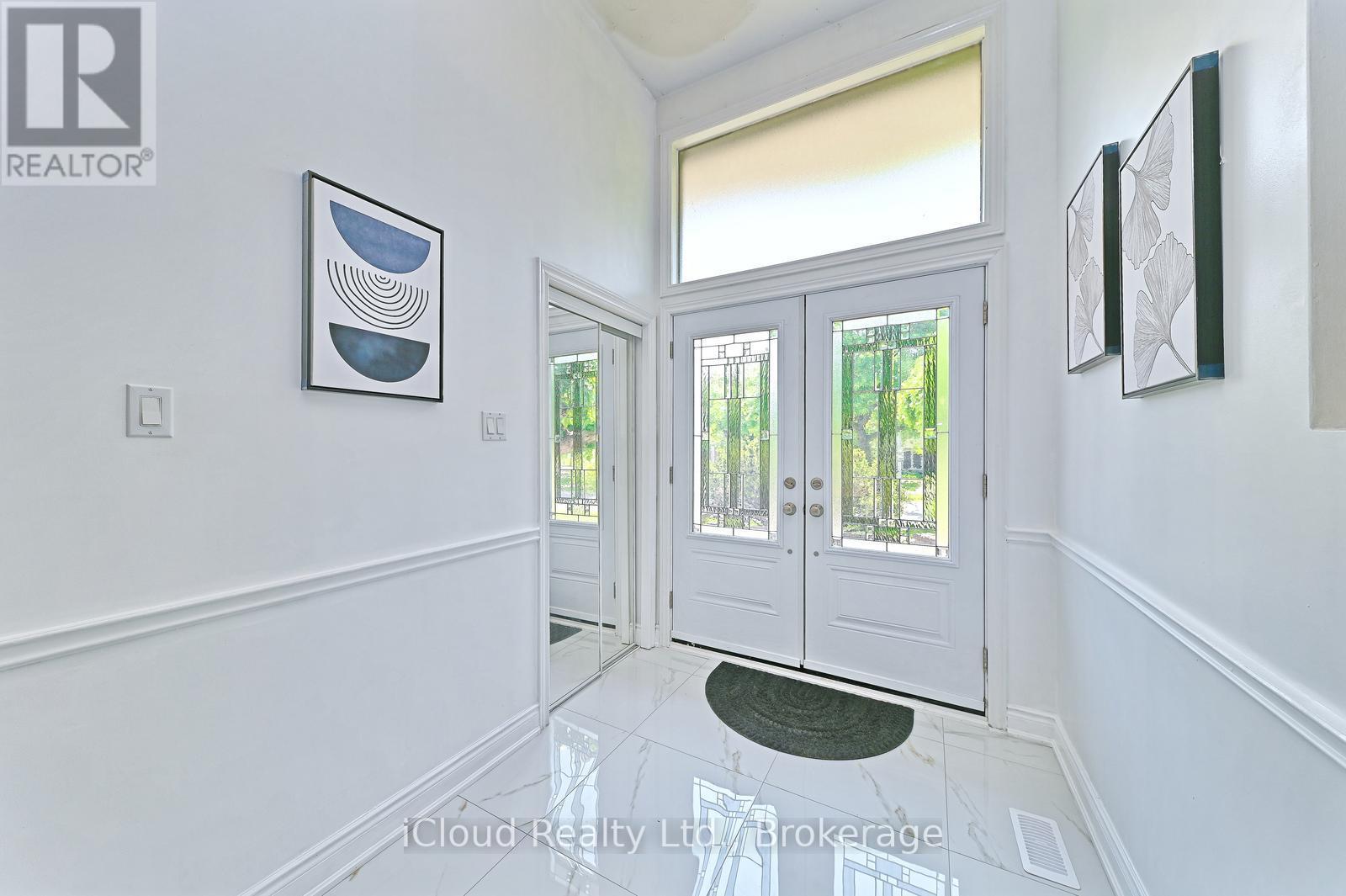 2101 Parkway Drive, Burlington, Ontario  L7P 1S5 - Photo 4 - W12883826