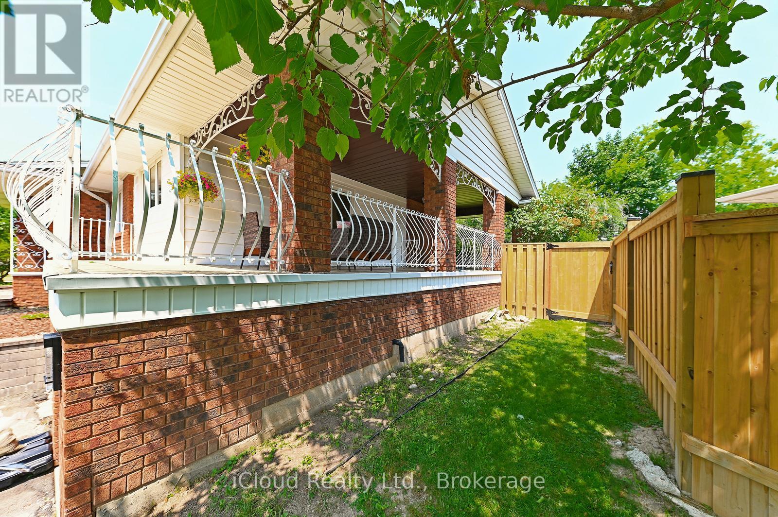 2101 Parkway Drive, Burlington, Ontario  L7P 1S5 - Photo 48 - W12883826