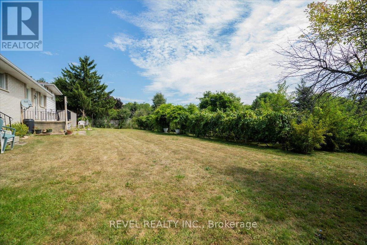 1296 Waterdown Road, Burlington, Ontario  L7P 0T4 - Photo 32 - W12883832