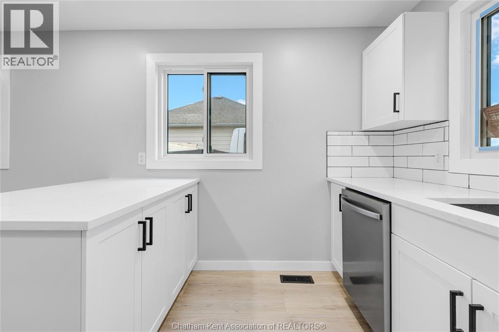 7 Oxley Drive, Chatham, Ontario  N7L 2K5 - Photo 6 - 26003698