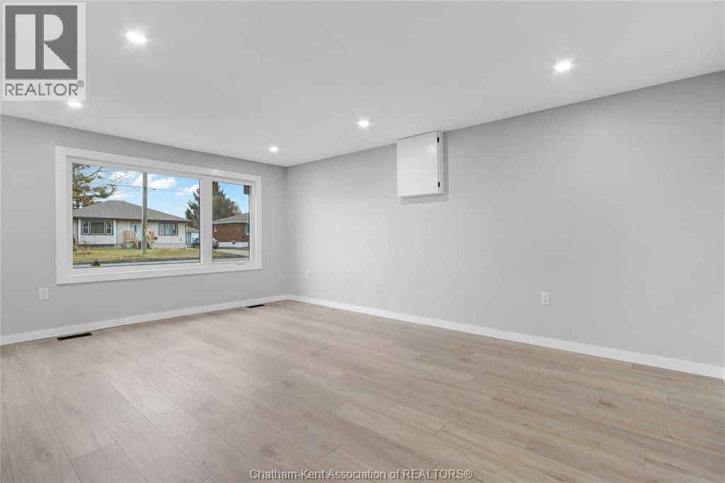 7 Oxley Drive, Chatham, Ontario  N7L 2K5 - Photo 17 - 26003698