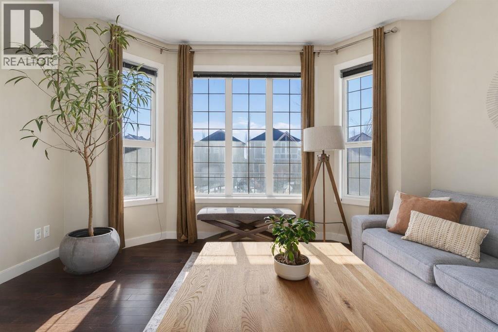 999 Evanston Drive Nw, Calgary, Alberta  T3P 0K9 - Photo 2 - A2289833