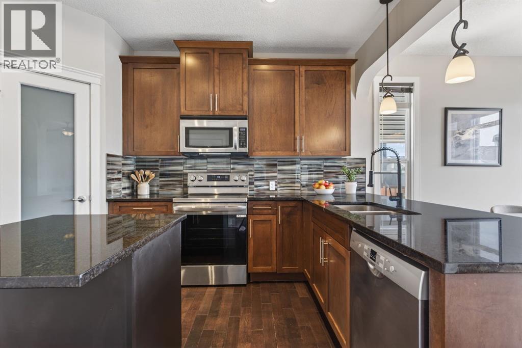 999 Evanston Drive Nw, Calgary, Alberta  T3P 0K9 - Photo 6 - A2289833