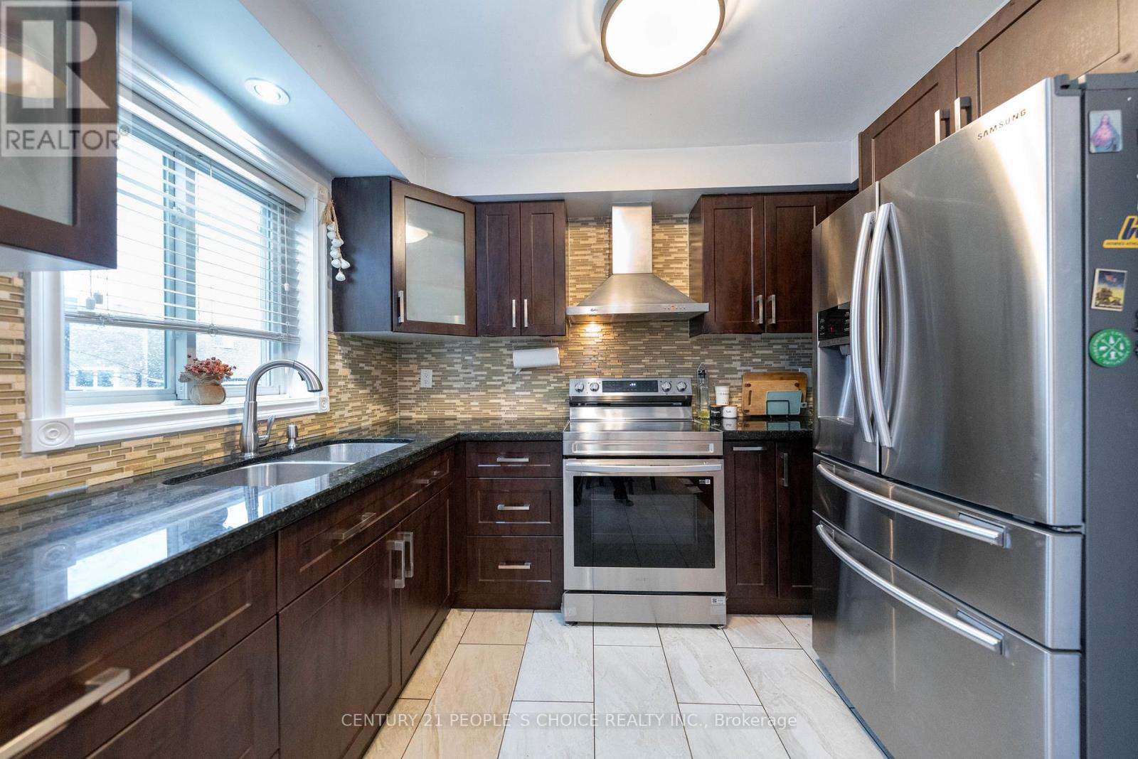 12 Cameron Glen Boulevard, Toronto, Ontario  M1C 5A7 - Photo 25 - E12883030