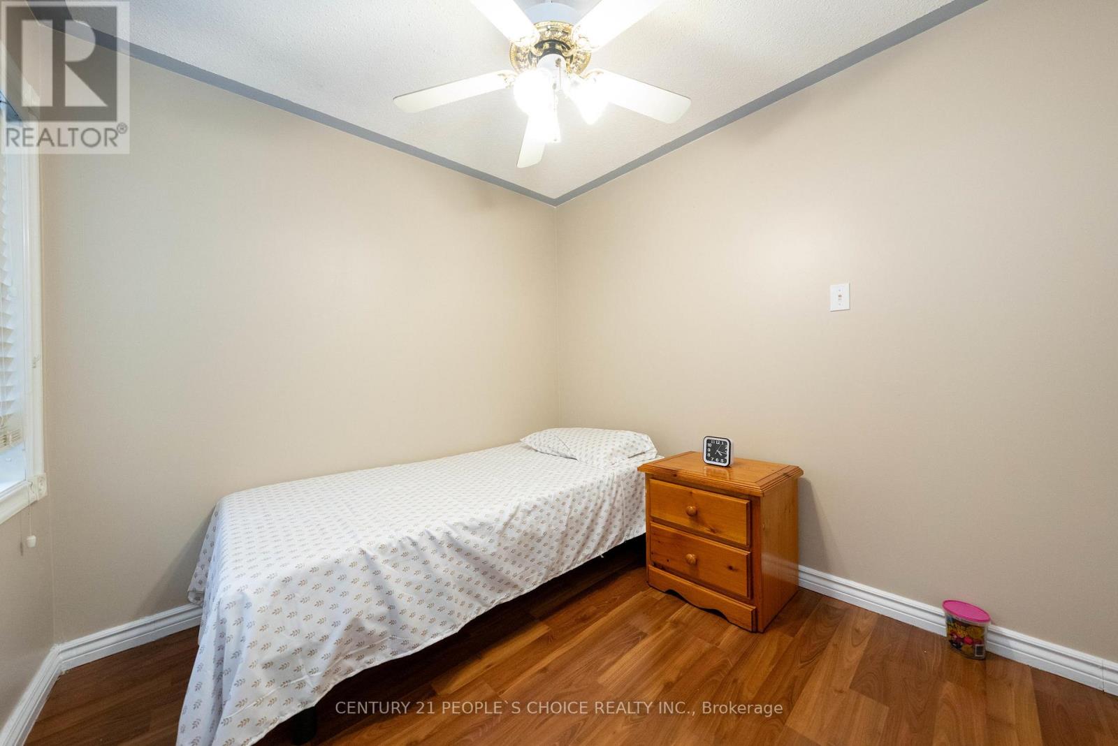 12 Cameron Glen Boulevard, Toronto, Ontario  M1C 5A7 - Photo 17 - E12883030