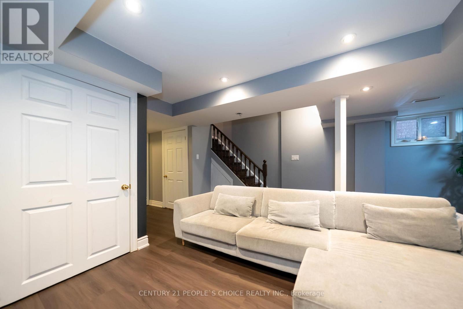 12 Cameron Glen Boulevard, Toronto, Ontario  M1C 5A7 - Photo 34 - E12883030