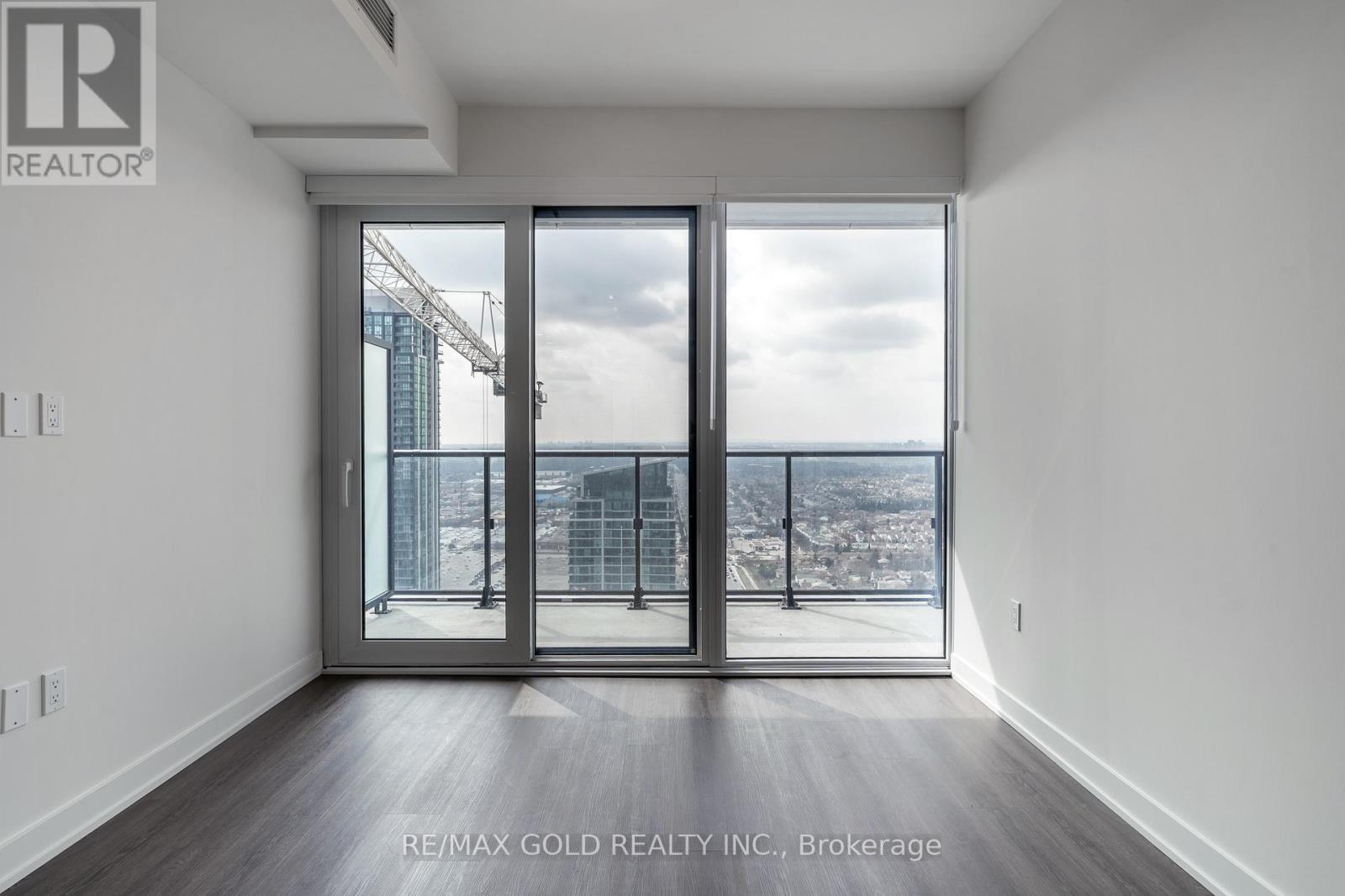 3401 - 448 Burnhamthorpe Road W, Mississauga, Ontario  L5B 4M6 - Photo 14 - W12883602