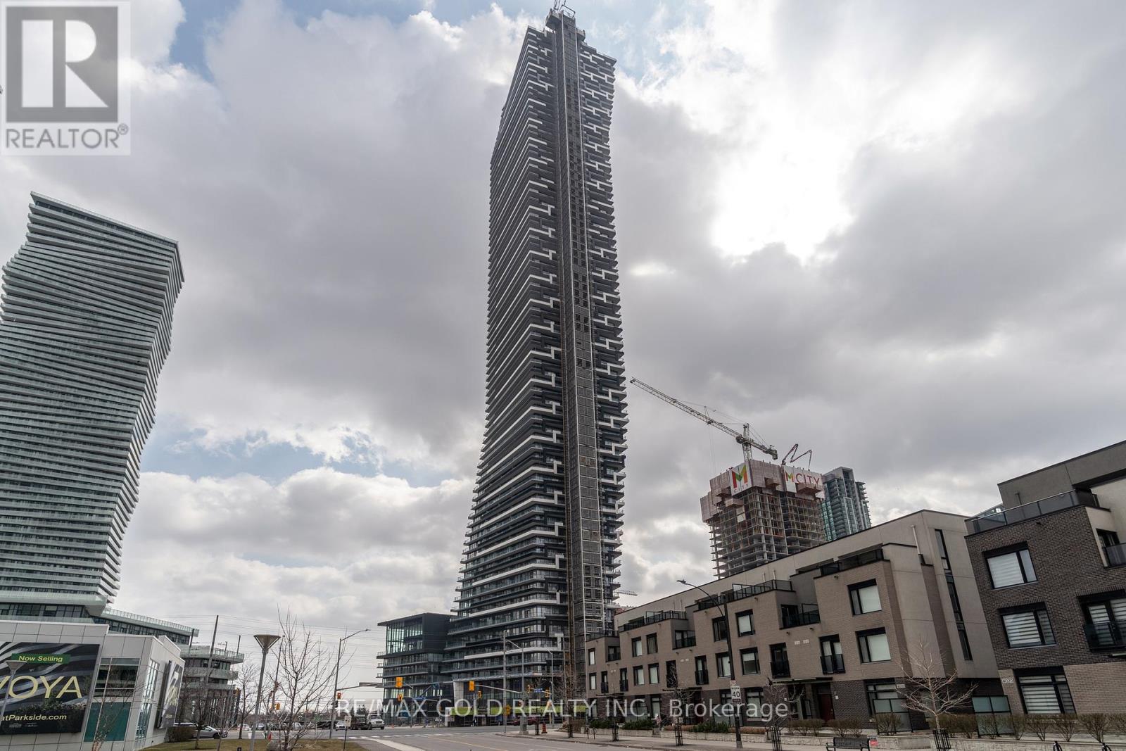 3401 - 448 Burnhamthorpe Road W, Mississauga, Ontario  L5B 4M6 - Photo 2 - W12883602