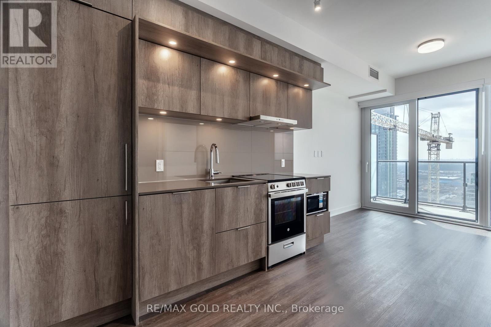 3401 - 448 Burnhamthorpe Road W, Mississauga, Ontario  L5B 4M6 - Photo 5 - W12883602