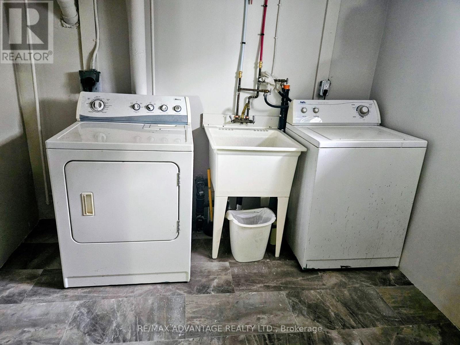 2353 Main Street, London South (South V), Ontario  N6P 1A7 - Photo 18 - X12883756